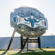 Worlds-Largest-Belt-Buckle-Abilene,KS