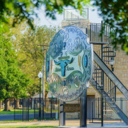 Worlds-Largest-Belt-Buckle-Abilene,KS