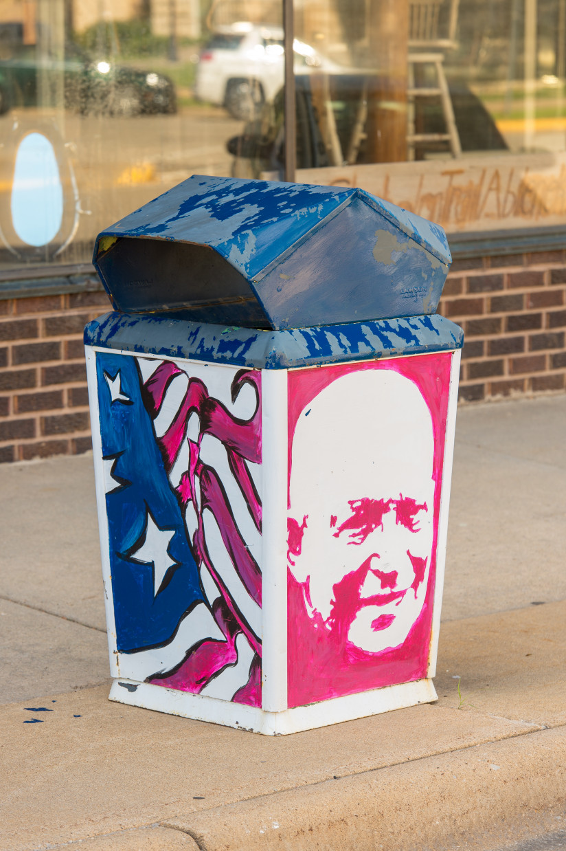 Trashcan-Art-Abilene,KS