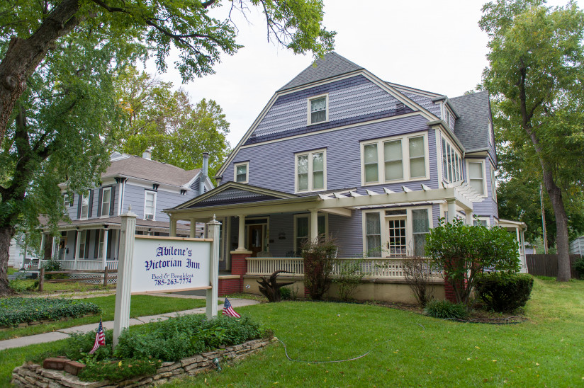 Abilene's Victorian Inn Bed and Breakfast - Abilene, KS