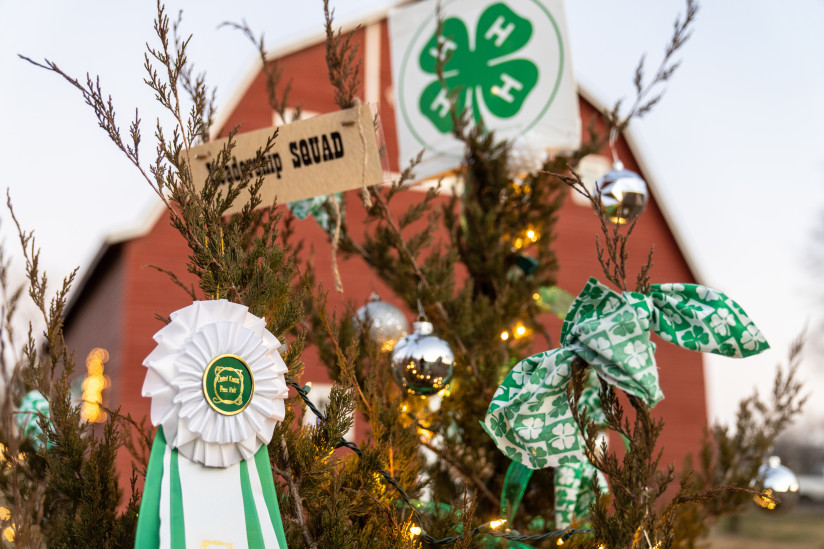 Cowtown-Christmas-Old-Fashioned-Christmas-Heritage-Center-Abilene,KS