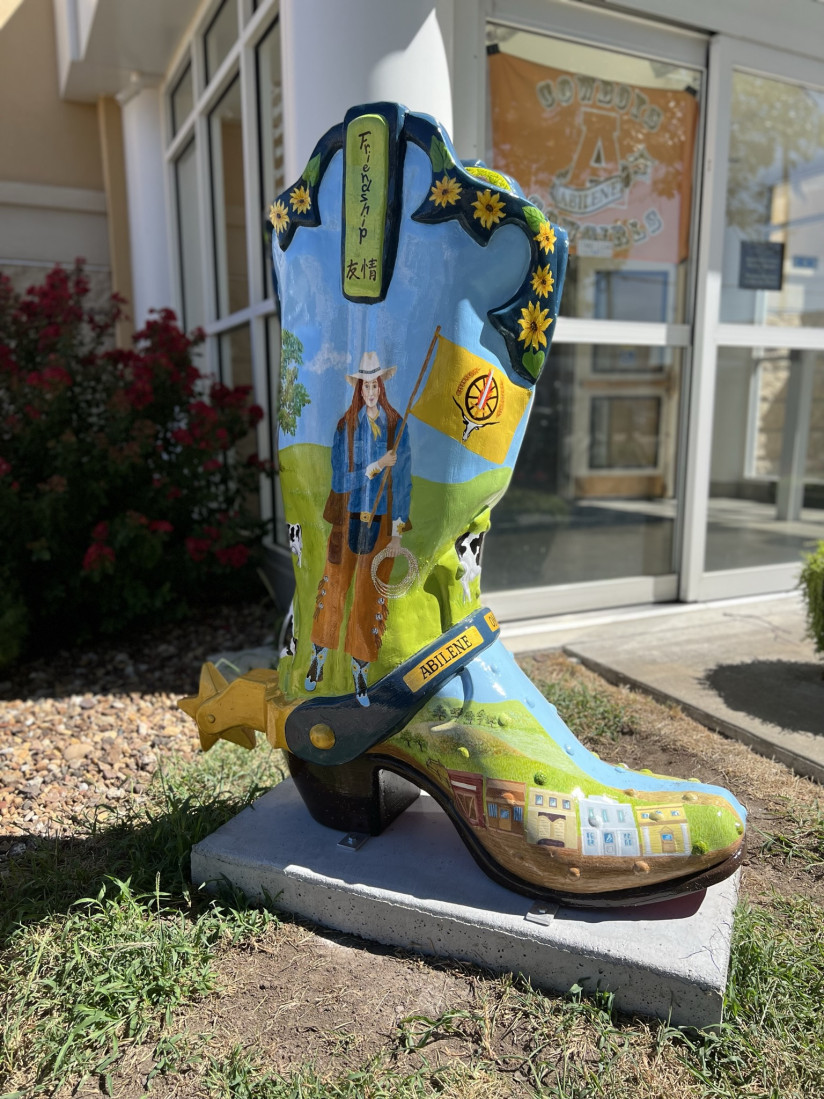 Sister-City-Cowboy-Boot-Abilene,KS