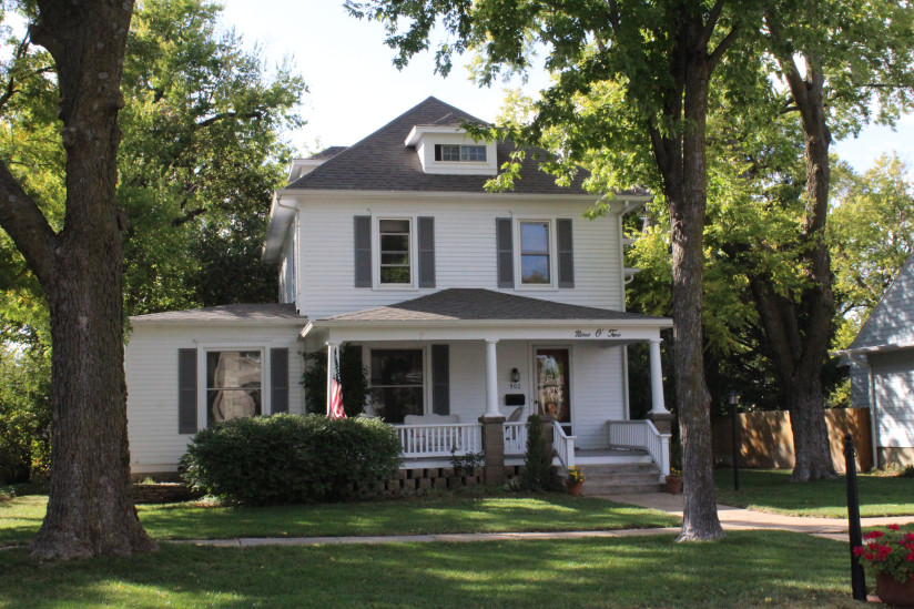 902 N Olive - Heritage Homes Association - Abilene,KS