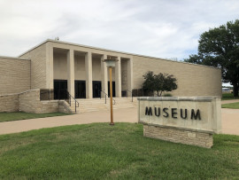 eisenhower-presidential-library-and-museum.jpg